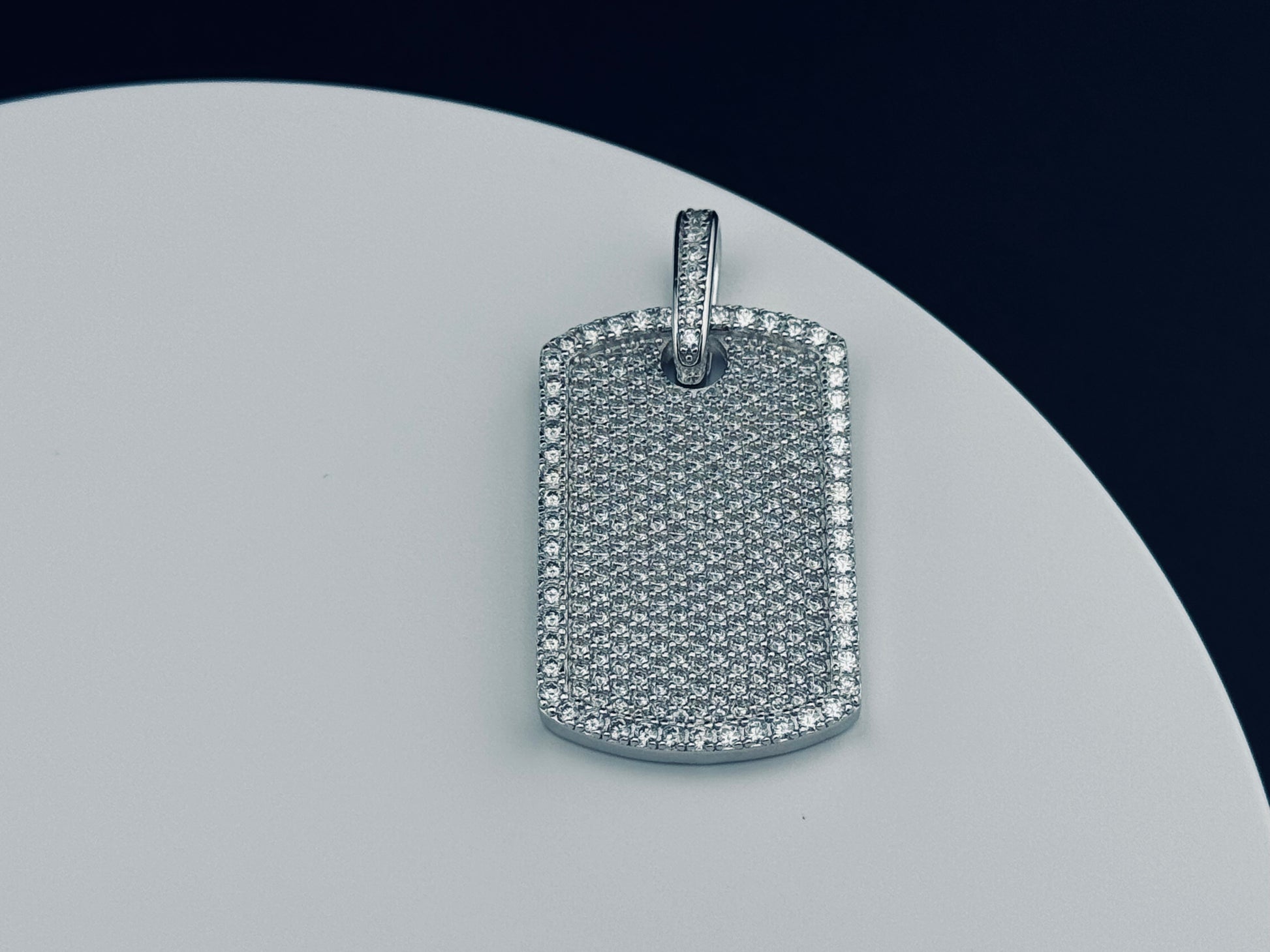 DOG-TAG PENDANT